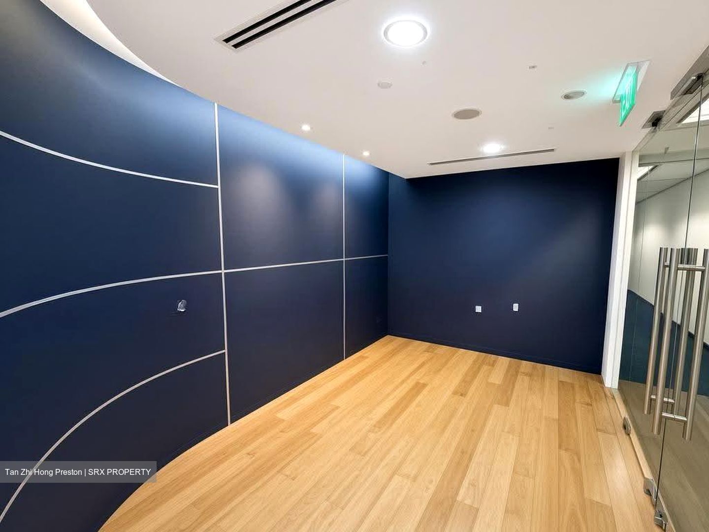 Gateway West (D7), Office #627359741